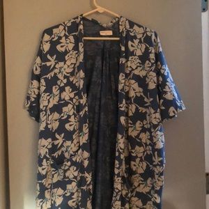 Blue floral kimono by known supply